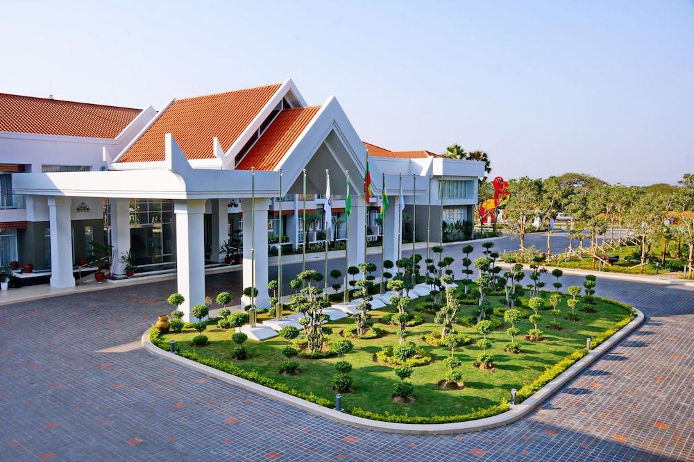 The Regency Hotel Bagan Extérieur photo