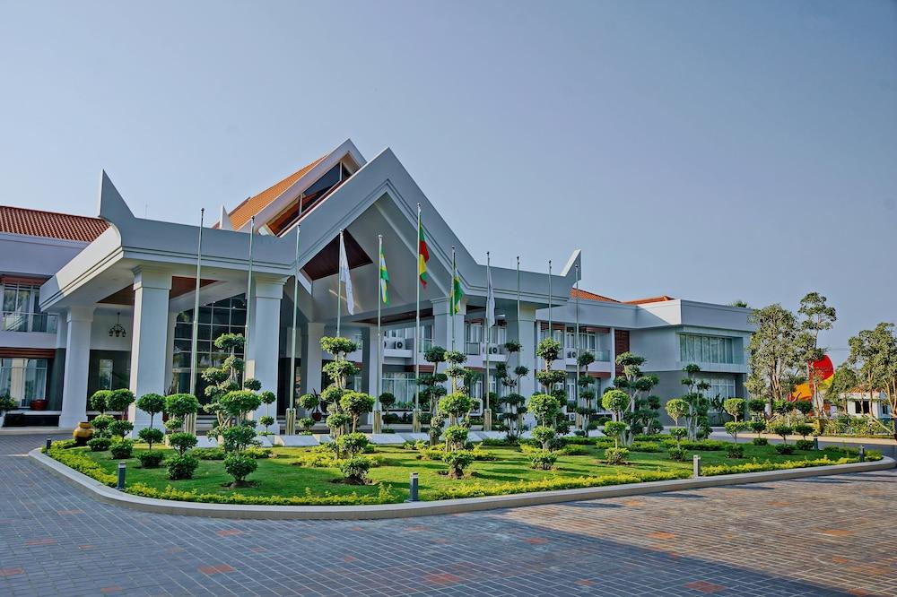 The Regency Hotel Bagan Extérieur photo