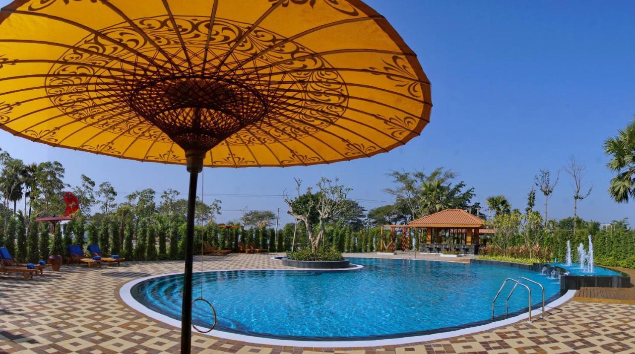 The Regency Hotel Bagan Extérieur photo